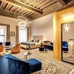 Martius Private Hotel 4*