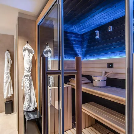 Отель Martius Private 4*